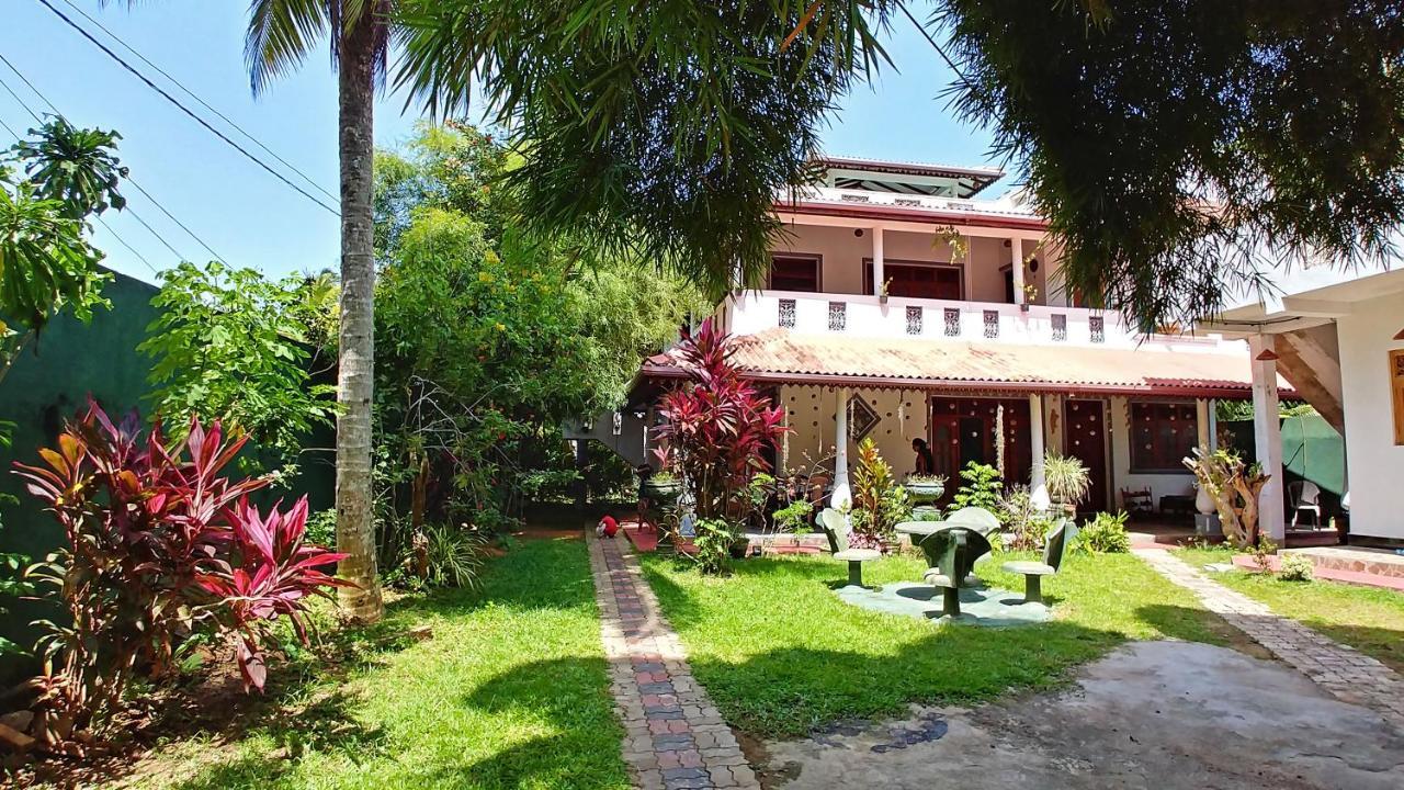 Guest House Basilea Beruwala Dış mekan fotoğraf